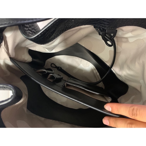 Dange Dover Ava Leather Bucket Ba - Picture 5 of 8